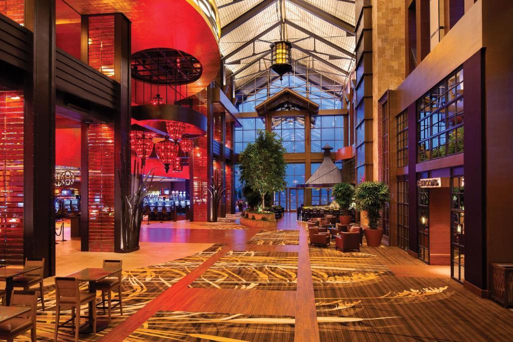 L'Auberge Baton Rouge Exterior photo